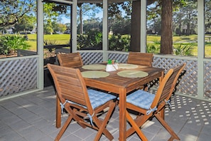 Screened in Patio