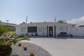8136thAvenue-13(1)