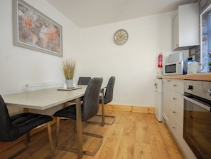 Kitchen/diner | Seascape, Skinningrove, near Saltburn-by-the-Sea