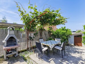 Schatten, Garten, Blumentopf, Garten, Hinterhof, Gartenmöbel, Flagstone, Zimmerpflanze, Outdoor Struktur