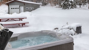 Outdoor hot tub