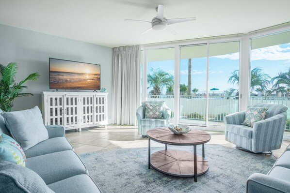 Caribe Resort D214 Living Room