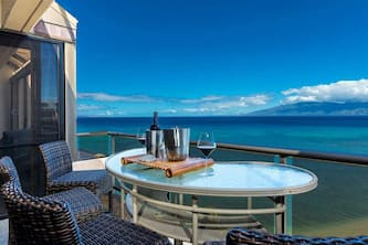 Hurry 7/24-8/20 available! Ocean & Beachfront Maui Sands of Kahana with A/C