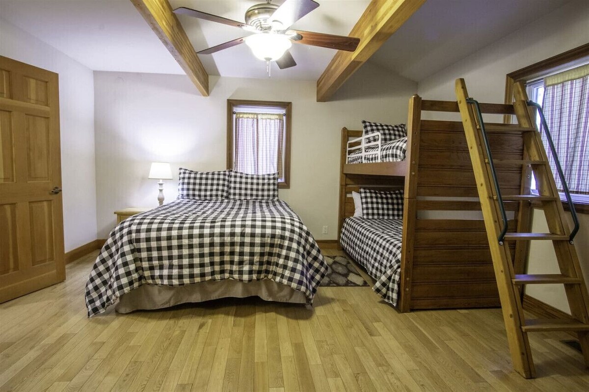 Silver Meadows Cabin, June Lake, CA