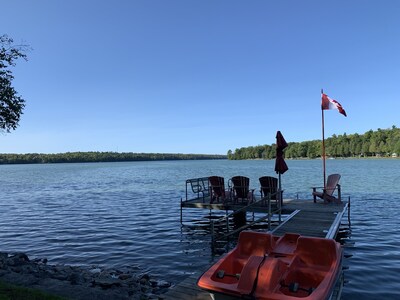 Cozy Winter Cottage Rental on Sandy Lake. Close to Toronto and Winter activities