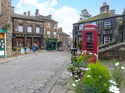 Ivy Bank Cottage, HAWORTH