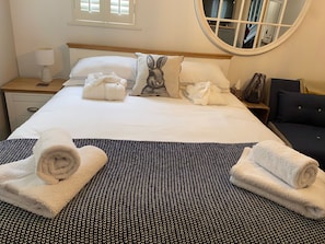 White fluffy towels and robes to add a little
Luxury to your stay 