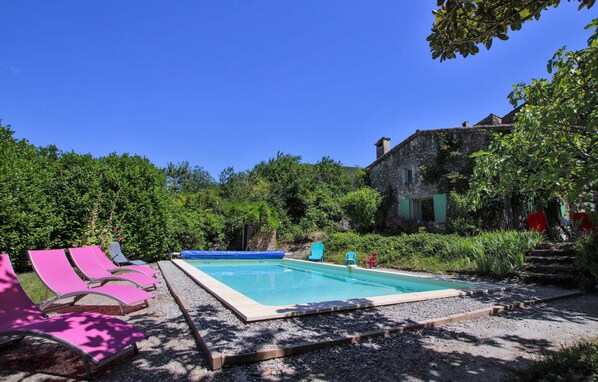 pool