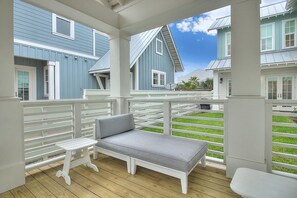 Spacious outdoor porch