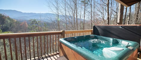 Relax in the Hot Tub and enjoy the View! 