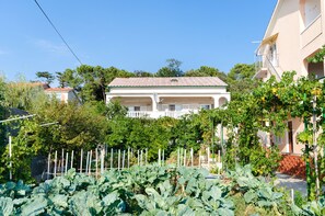 Εξωτερικός χώρος καταλύματος