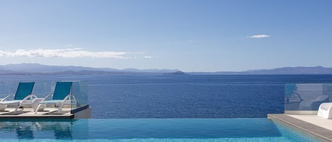 Enjoy the serenity of Aegean Sea.