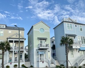 Front of the house in beautiful neighborhood.