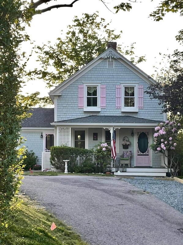 Island Jewel Cottage