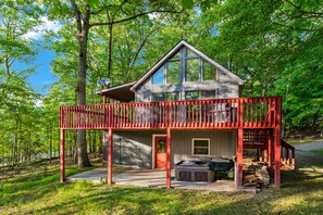 Welcome to Black Bear Cabin!