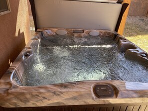 Private hot tub