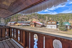 Private Balcony | Mountain Views