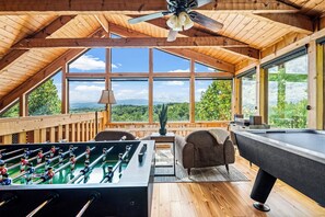 Gameroom/loft