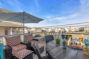 Welcome to our Coastal Dream - charming home offers classic style & luxury