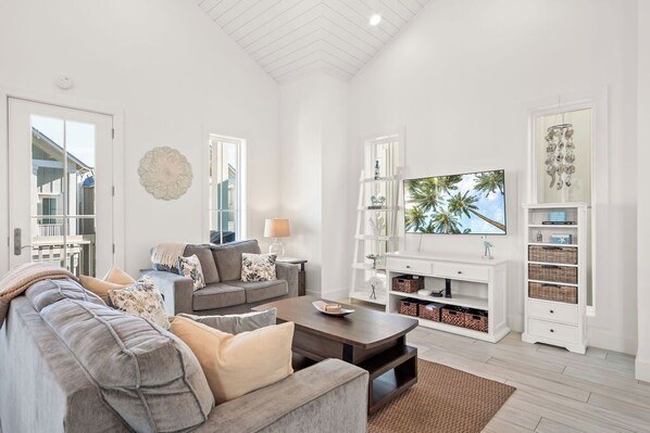 Living Area, 2nd Floor