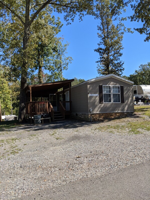 cottage 8 