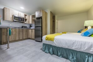 2 Comfortable Double Beds