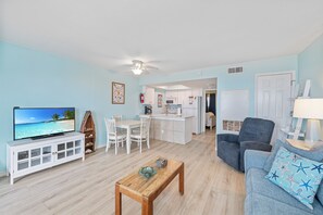 Spacious living area with flat screen TV to enjoy