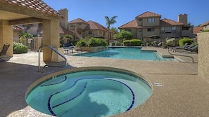 Relax in this hot tub Jacuzzi with jets. 