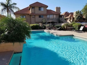 Beautiful very clean pool area. 