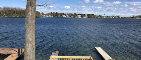 Private lake side patio & dock