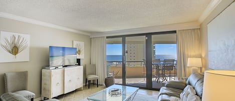 20-Edgewater-1500-Living