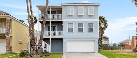 Gorgeous 3 story home! 5 bedrooms, 4 bathrooms. Private Pool & just 1/2 block from the beach!