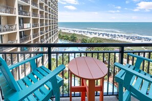 Balcony with Amazing Views of the Ocean🌊☀️
