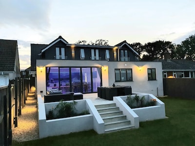 N E W - Elegant holiday home with exclusive feel