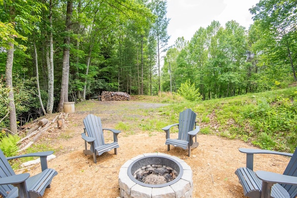 Your evening star-watching, memory-making, S'More-cooking spot...