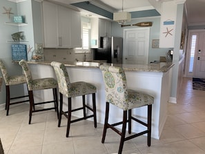 Large breakfast bar.