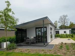 Propriété, Maison, Domicile, Bâtiment, Immobilier, Toit, Architecture, Chalet, Arbre, Zone Résidentielle