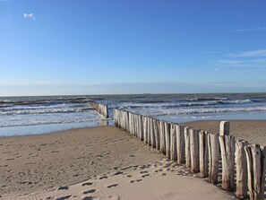 Himmel, Wasser, Wolke, Ökoregion, Strand, Holz, Küsten Und Ozeanische Forms, Zaun, Horizont