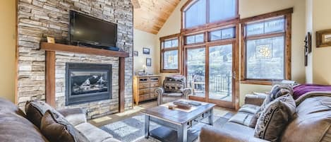 Beautiful main living area with ski views