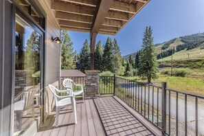 Large private deck with amazing views