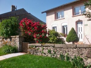 gîte façade -grande rue-