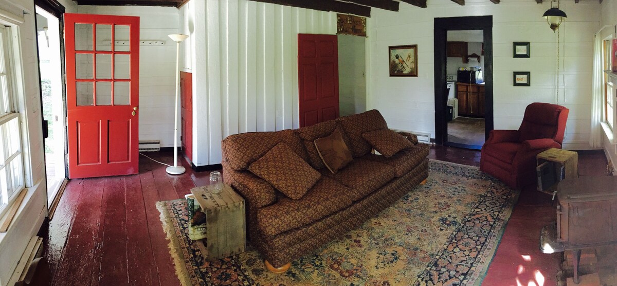 Cabin at Mulberry Spring Farm
