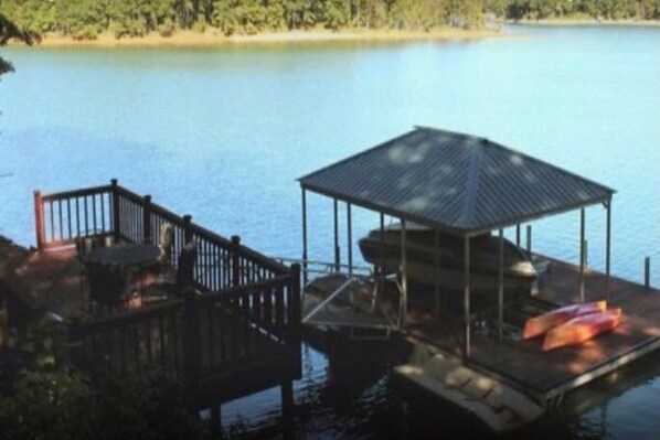 Lakefront home on Lake Keowee