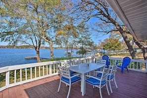 Cedar Creek Lakefront | Private Dock