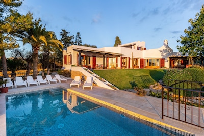 Villa Bon Viure with Sea View, Wi-Fi, Air Conditioning, Pool, Garden & Terraces; Parking Available