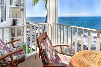 Amazing Oceanfront Condo 🤿 Fresh Island Flavor in Style and Comfort!🐠 - Hale Kona Kai 306