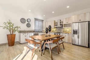 Fully equipped kitchen with stainless appliances