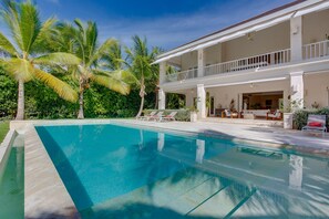 Amazing Pool Area