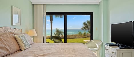 Bedroom with King bed and Gulf view
