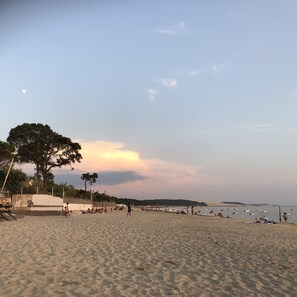 Strand
